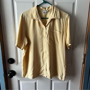 Anna And Frank Pastel Yellow 100% Silk Women’s Blouse size Large